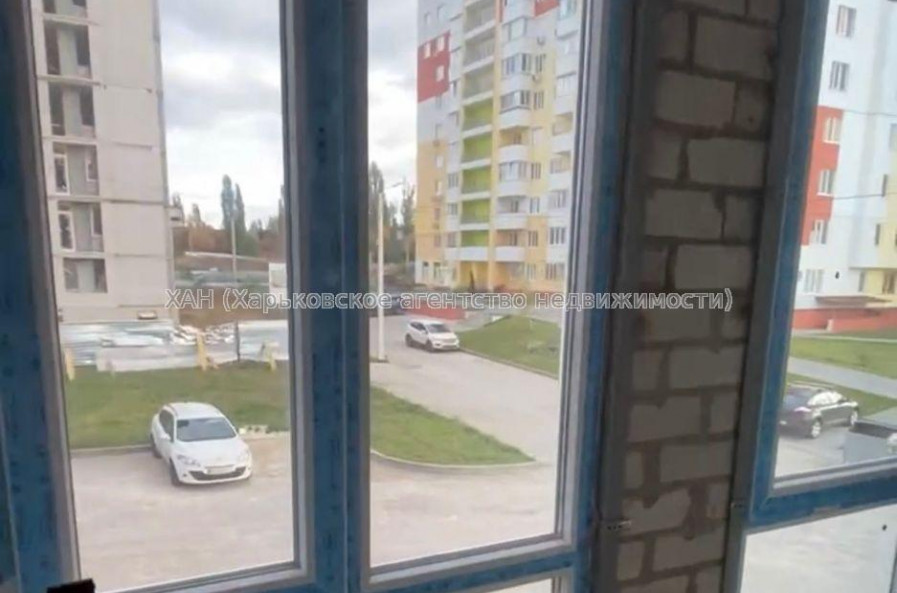 Продам квартиру, Гвардейцев Широнинцев ул. , 2 кім., 63 м², без внутренних работ 