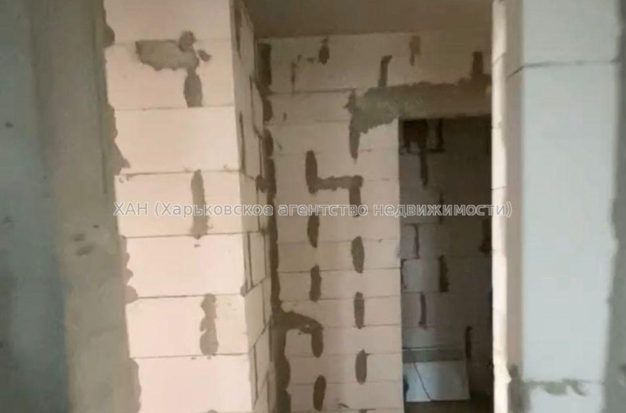 Продам квартиру, Гвардейцев Широнинцев ул. , 2 кім., 63 м², без внутренних работ 