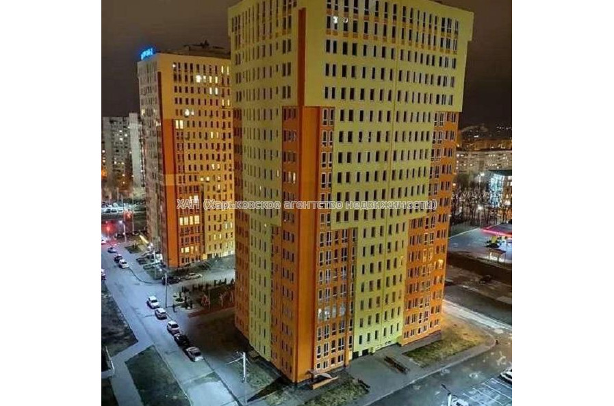 Продам квартиру, Гвардейцев Широнинцев ул. , 2 кім., 63 м², без внутренних работ 