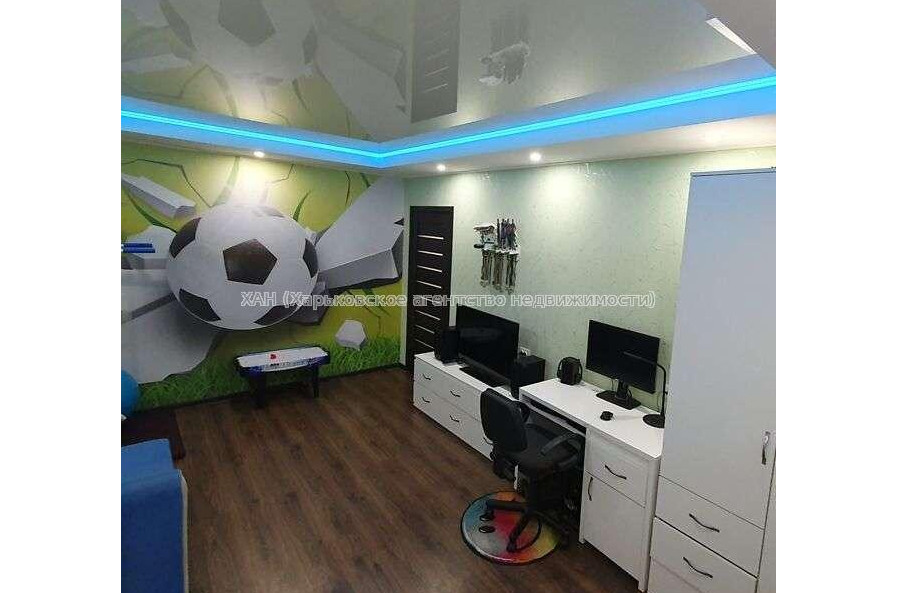 Продам квартиру, Шариковая ул. , 2  ком., 57 м², евроремонт 