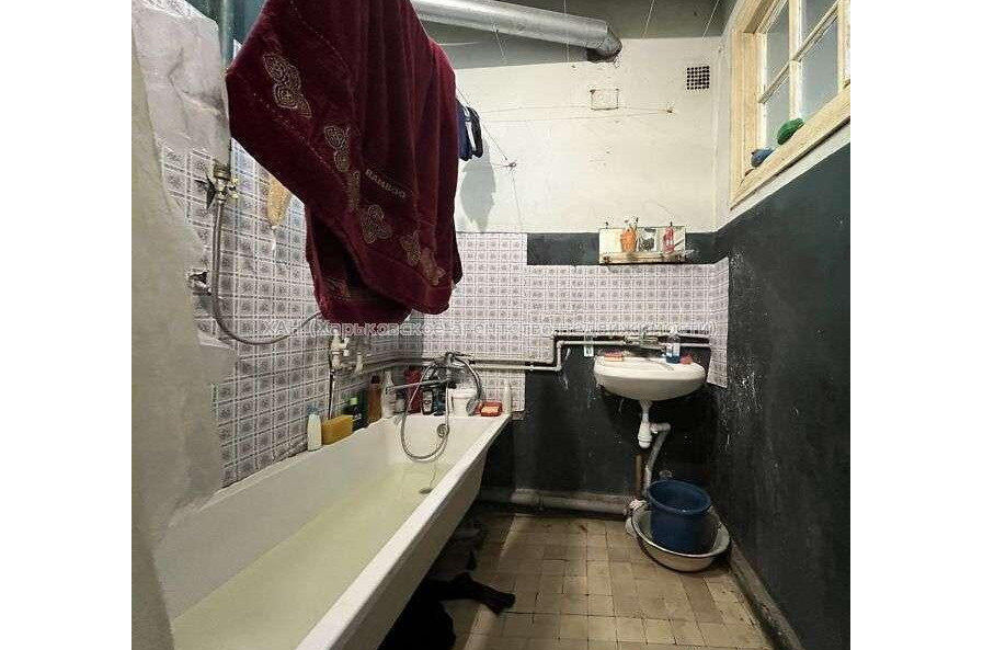 Продам квартиру, Полтавский Шлях ул. , 3 кім., 70 м², советский ремонт 