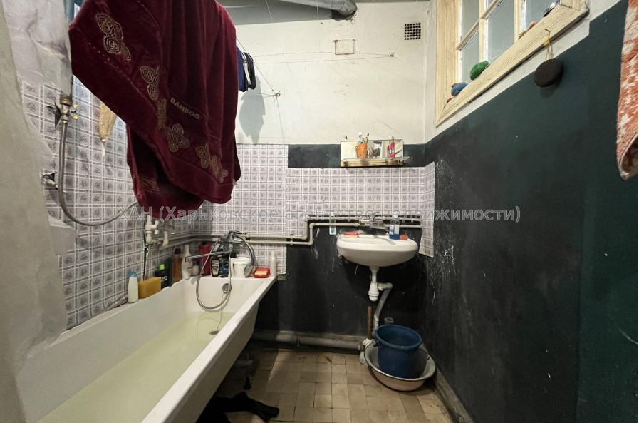 Продам квартиру, Полтавский Шлях ул. , 3 кім., 70 м², советский ремонт 