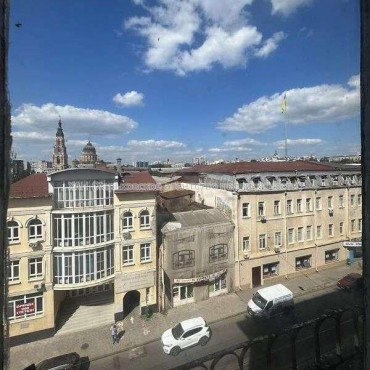 Продам квартиру, Полтавский Шлях ул. , 3  ком., 70 м², советский ремонт 