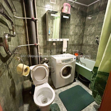 Продам квартиру, Победы просп. , 1 кім., 38 м², косметический ремонт 