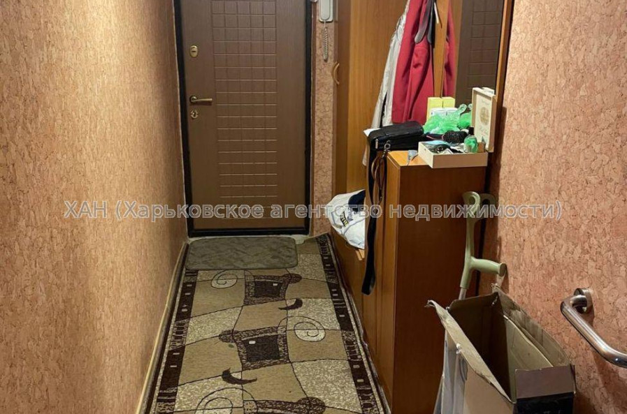 Продам квартиру, Победы просп. , 1 кім., 38 м², косметический ремонт 