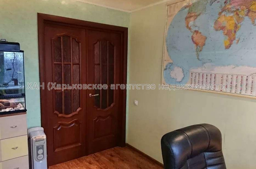 Продам квартиру, Курчатова просп. , 3 кім., 65 м², капитальный ремонт 