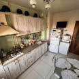 Продам квартиру, Тракторостроителей просп. , 3 кім., 64 м², капитальный ремонт 