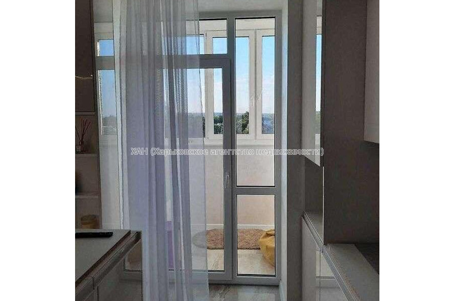 Продам квартиру, Холодногорская ул. , 3 кім., 91 м², авторский дизайн 