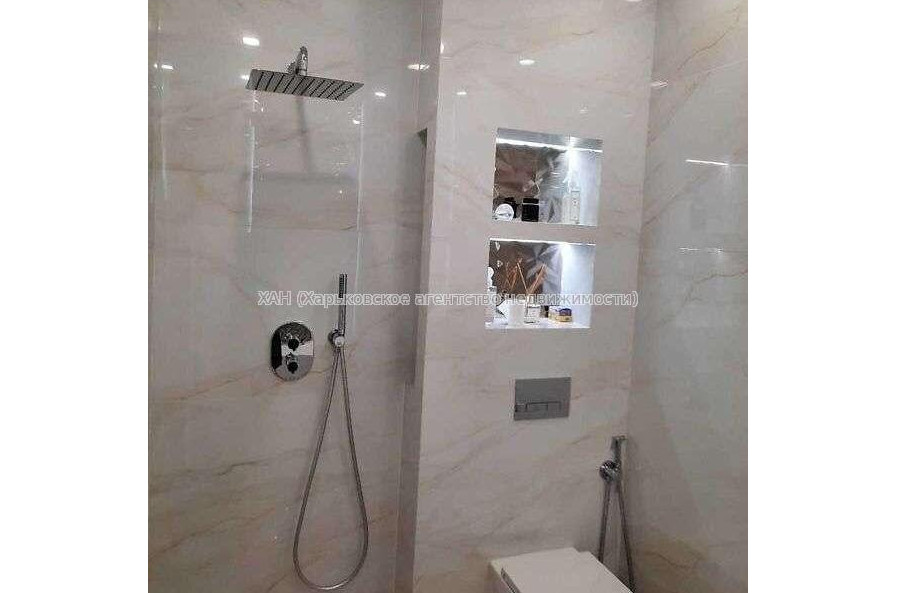 Продам квартиру, Холодногорская ул. , 3 кім., 91 м², авторский дизайн 