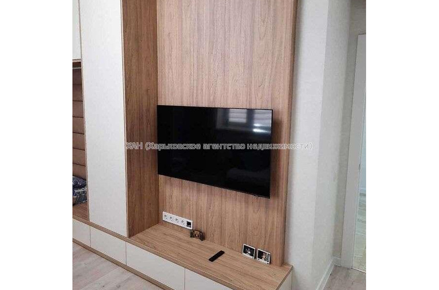 Продам квартиру, Холодногорская ул. , 3 кім., 91 м², авторский дизайн 