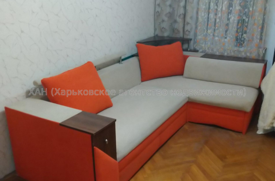 Сдам квартиру, Валентиновская ул. , д. 18 , 2  ком., 45 м², капитальный ремонт 