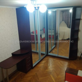 Сдам квартиру, Валентиновская ул. , д. 18 , 2  ком., 45 м², капитальный ремонт