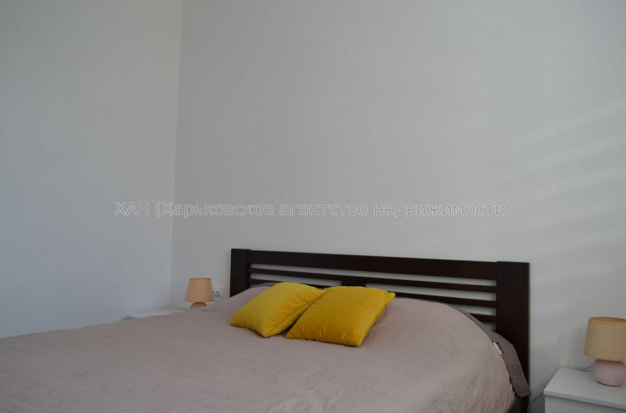 Продам квартиру, Победы просп. , 2 кім., 47 м², авторский дизайн 