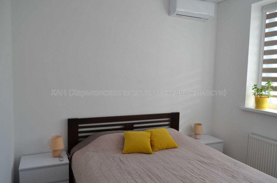 Продам квартиру, Победы просп. , 2  ком., 47 м², авторский дизайн 