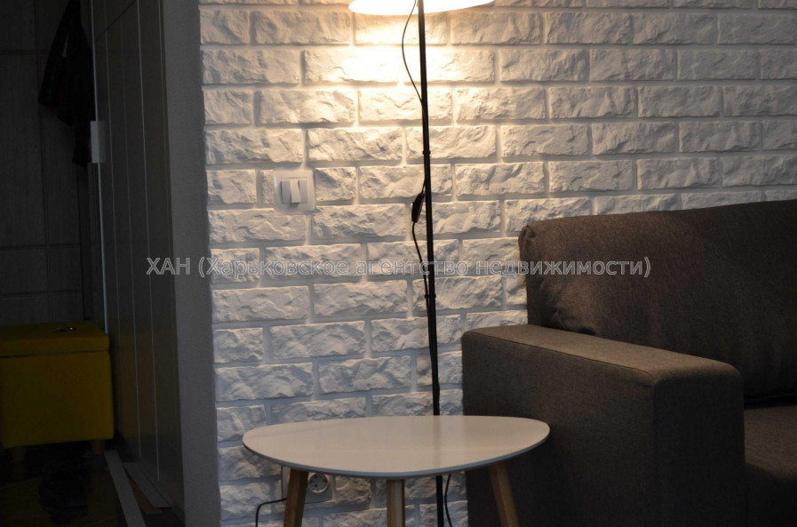 Продам квартиру, Победы просп. , 2 кім., 47 м², авторский дизайн 