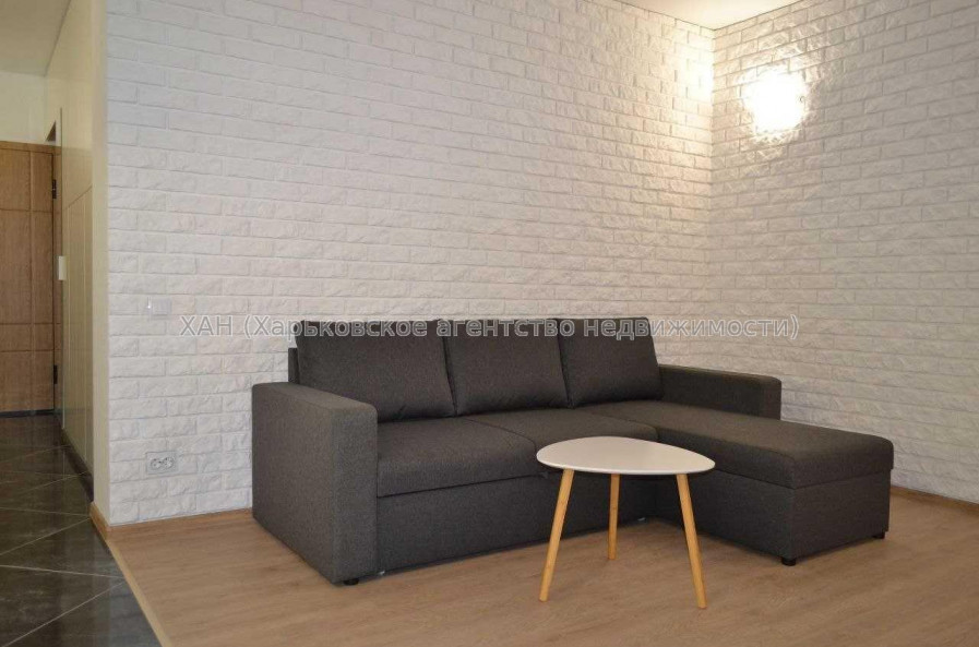 Продам квартиру, Победы просп. , 2  ком., 47 м², авторский дизайн 