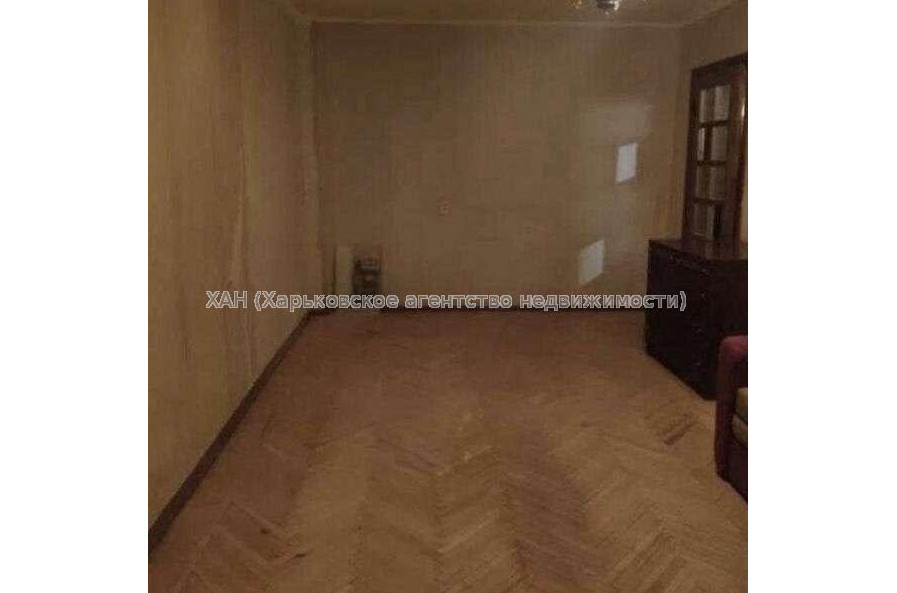 Продам квартиру, Космонавтов ул. , 1  ком., 33 м², косметический ремонт 