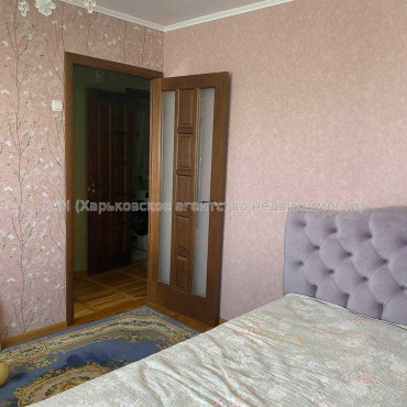 Продам квартиру, Москалёвская ул. , 2 кім., 49 м², капитальный ремонт 