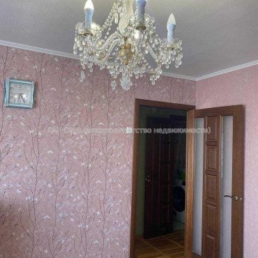 Продам квартиру, Москалёвская ул. , 2  ком., 49 м², капитальный ремонт 
