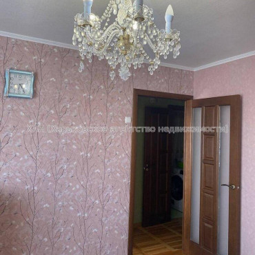 Продам квартиру, Москалёвская ул. , 2 кім., 49 м², капитальный ремонт 