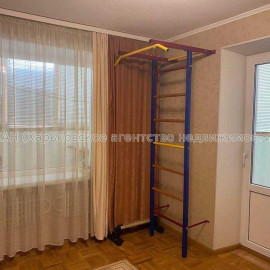 Продам квартиру, Москалёвская ул. , 2  ком., 49 м², капитальный ремонт