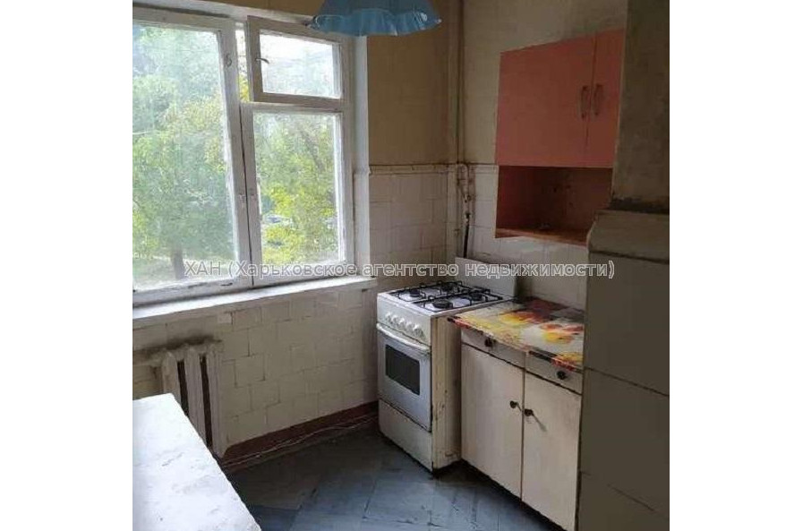 Продам квартиру, Бригады Хартия ул. , 2  ком., 45 м², советский ремонт 