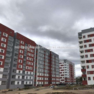 Продам квартиру, Шевченко ул. , 1  ком., 38 м², без внутренних работ 