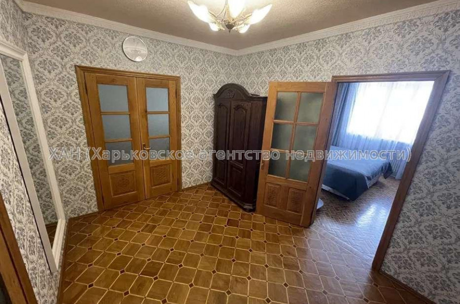 Продам квартиру, Каденюка ул. , 4 кім., 82 м², капитальный ремонт 