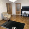 Продам квартиру, Каденюка ул. , 4 кім., 82 м², капитальный ремонт 