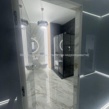 Продам квартиру, Профессорская ул. , 4  ком., 137 м², авторский дизайн 