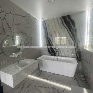 Продам квартиру, Профессорская ул. , 4  ком., 137 м², авторский дизайн 