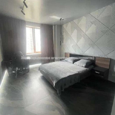 Продам квартиру, Профессорская ул. , 4  ком., 137 м², авторский дизайн 