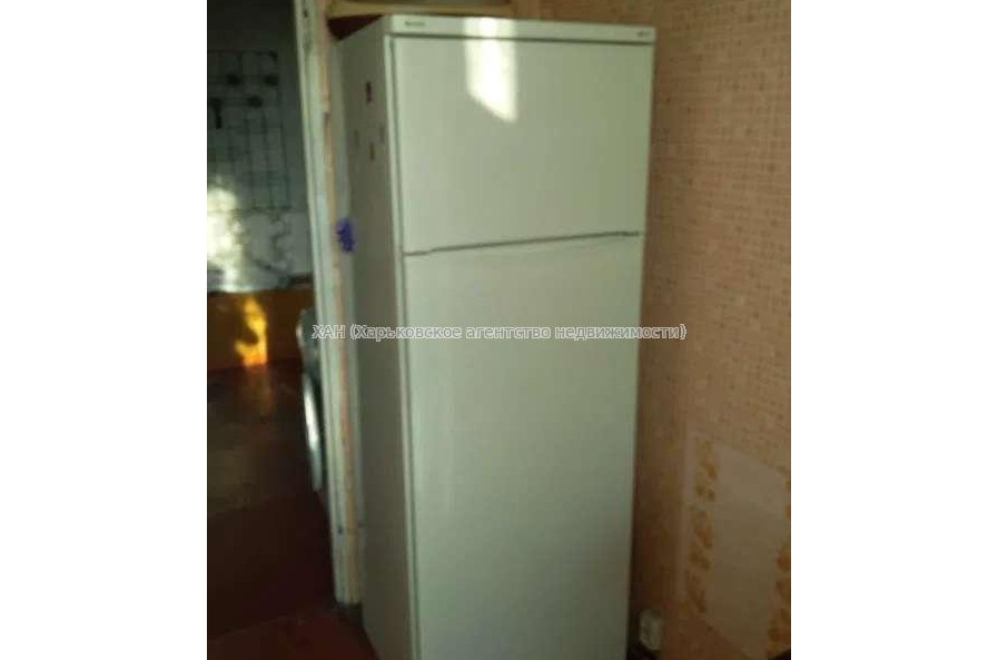 Продам квартиру, Зерновой пер. , 3  ком., 62 м², без ремонта 