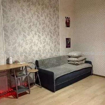 Продам квартиру, Героев Харькова просп. , 1 кім., 28 м², капитальный ремонт 