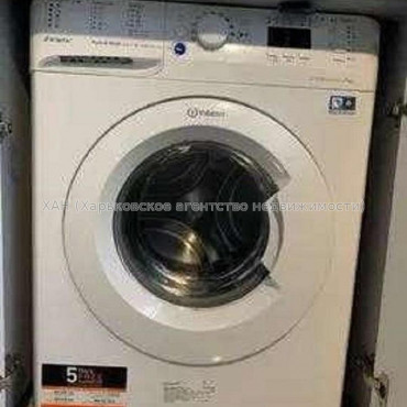 Продам квартиру, Героев Харькова просп. , 1 кім., 28 м², капитальный ремонт 