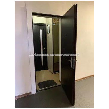 Продам квартиру, Героев Харькова просп. , 1  ком., 28 м², капитальный ремонт 