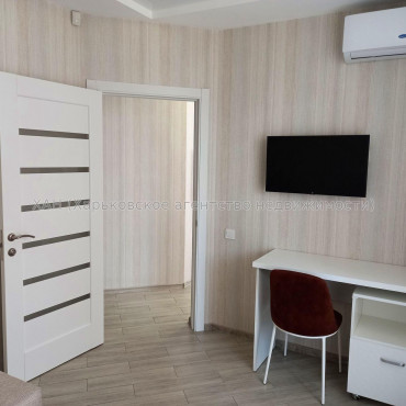 Продам квартиру, Шевченковский пер. , 1  ком., 40 м², авторский дизайн 