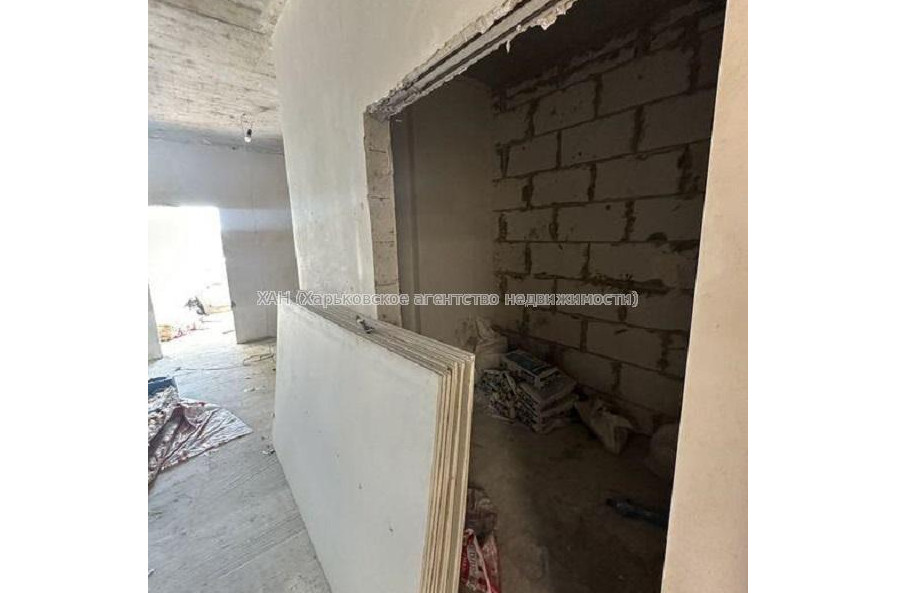 Продам квартиру, Динамовская ул. , 2  ком., 55 м², без отделочных работ 