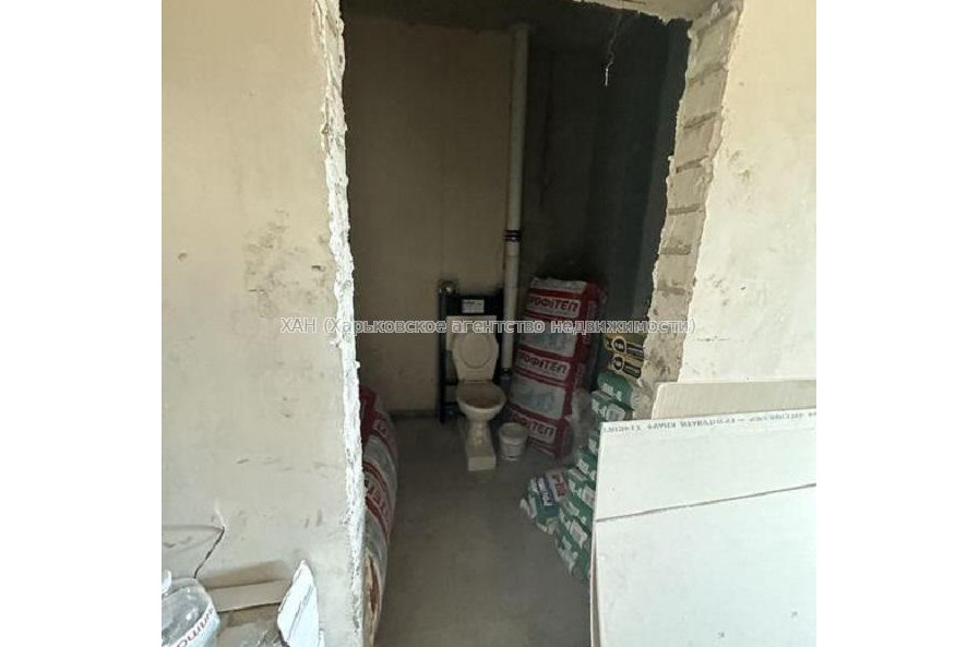 Продам квартиру, Динамовская ул. , 2  ком., 55 м², без отделочных работ 