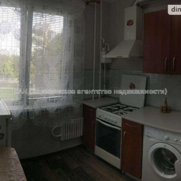 Продам квартиру, Гвардейцев Широнинцев ул. , 1 кім., 34 м², капитальный ремонт 