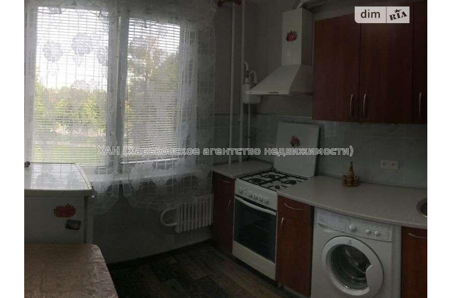 Продам квартиру, Гвардейцев Широнинцев ул. , 1 кім., 34 м², капитальный ремонт 