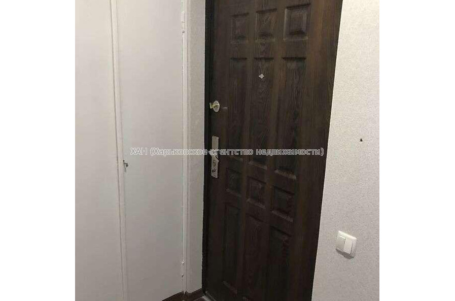 Продам квартиру, Гвардейцев Широнинцев ул. , 1 кім., 34 м², капитальный ремонт 