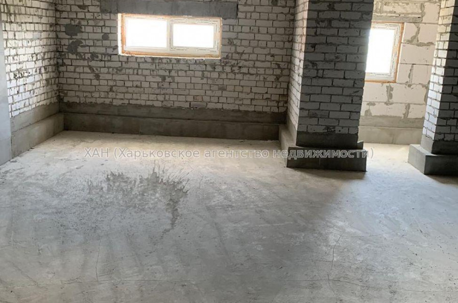 Продам квартиру, Шевченко ул. , 2  ком., 62 м², без внутренних работ 
