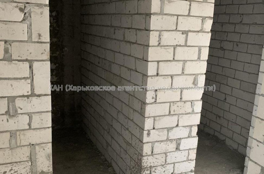 Продам квартиру, Шевченко ул. , 2  ком., 62 м², без внутренних работ 