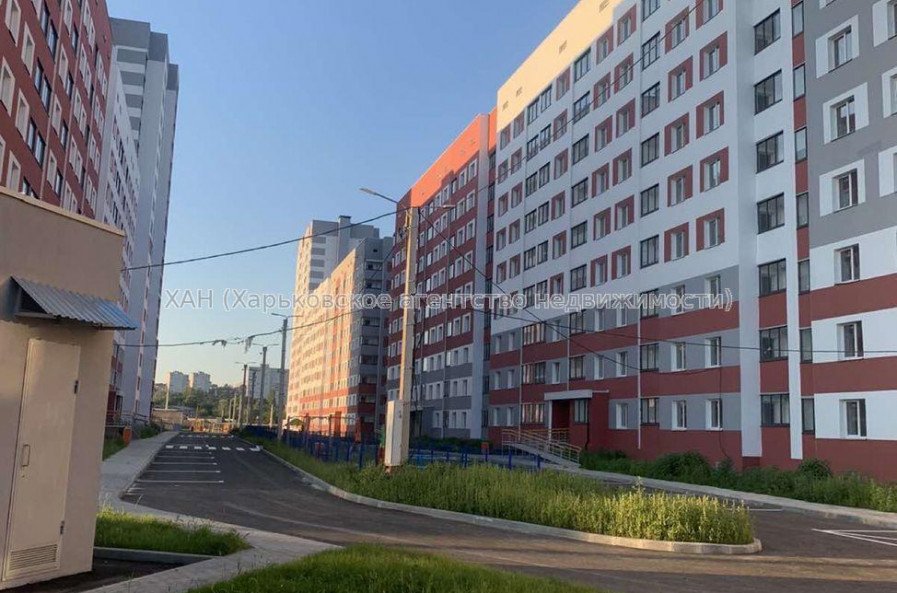 Продам квартиру, Шевченко ул. , 2  ком., 62 м², без внутренних работ 