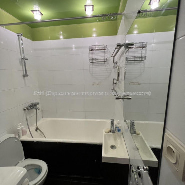 Продам квартиру, Проскуры ул. , 3 кім., 62 м², капитальный ремонт 