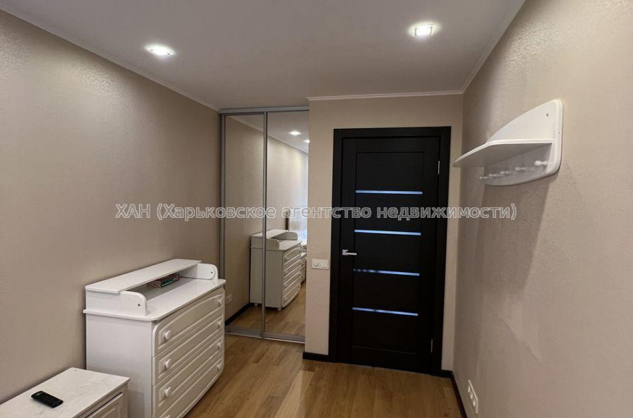 Продам квартиру, Проскуры ул. , 3 кім., 62 м², капитальный ремонт 