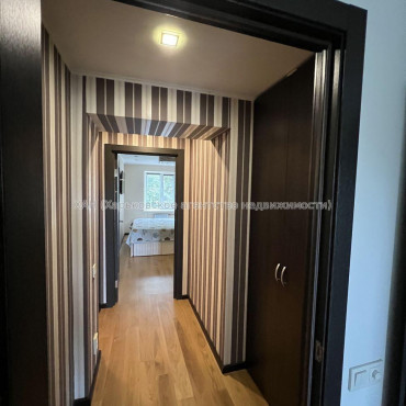 Продам квартиру, Проскуры ул. , 3 кім., 62 м², капитальный ремонт 