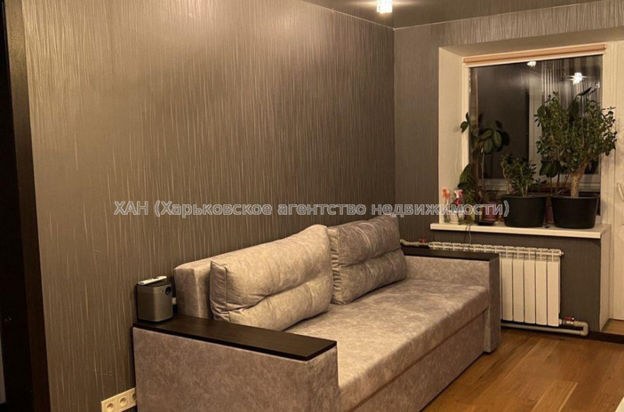 Продам квартиру, Проскуры ул. , 3 кім., 62 м², капитальный ремонт 
