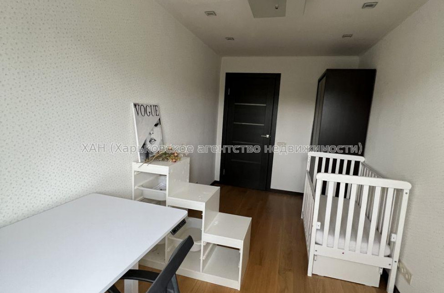 Продам квартиру, Проскуры ул. , 3 кім., 62 м², капитальный ремонт 